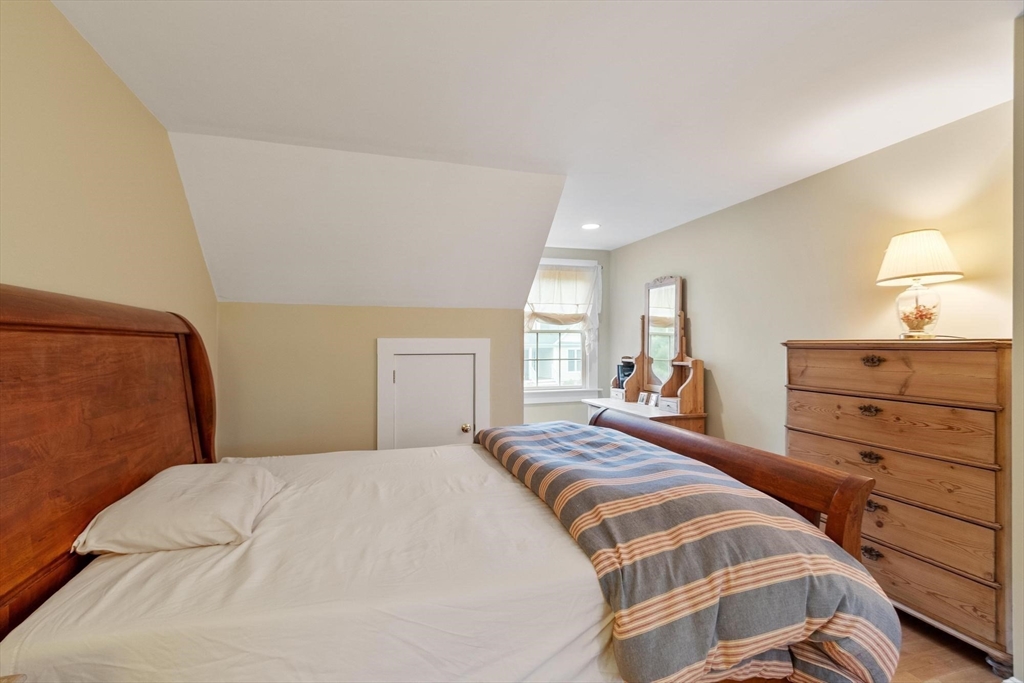 165 Old Stow Road Concord, MA 01742 - Photo 16 of 27