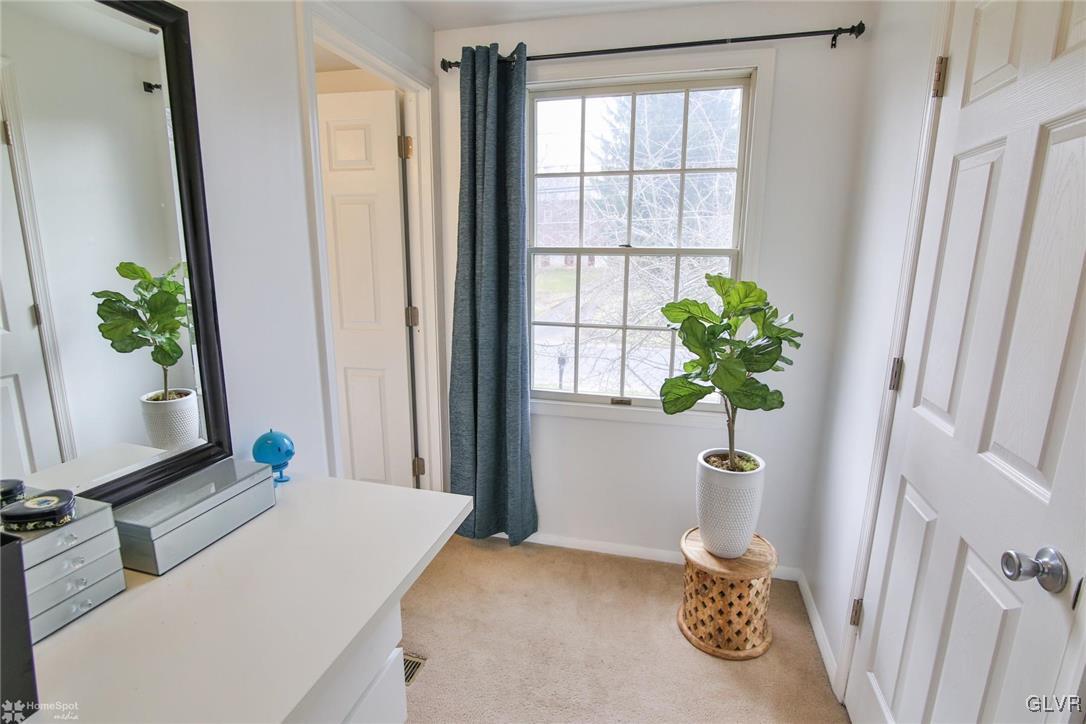 1735 Creek Road Bethlehem, PA 18015 - Photo 21 of 41 Gallery Image 21