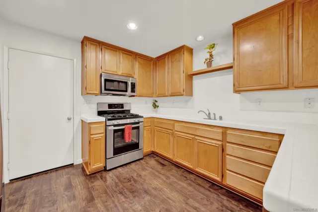 $749,888 | 508 Dakota Way, Oceanside, CA 92056