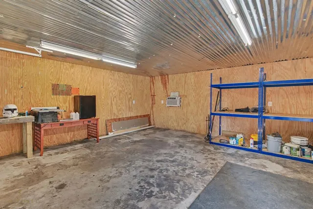 a view of a bird house