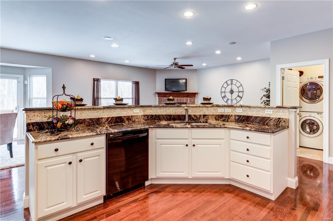 1129 Spring Lilly Court High Ridge, MO 63049 - Photo 21 of 67