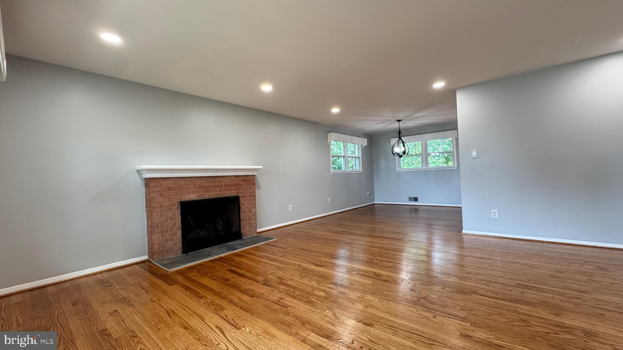 7914 Ellet Road Springfield, VA 22151 - Photo 3 of 27
