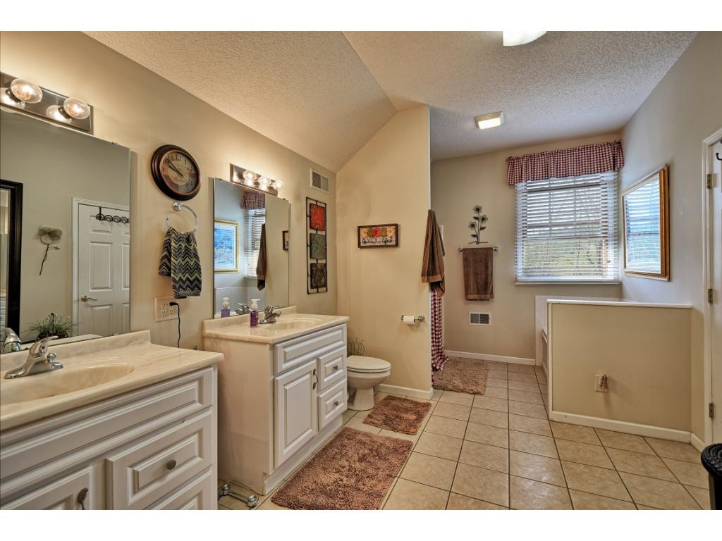 1121 Rice Cross Road Piney Flats, TN 37686 - Photo 32 of 36 Photo 32