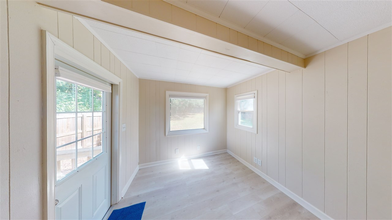 2916 Oberlin Road Raleigh, NC 27608 - Photo 5 of 15 Den or Third Bedroom