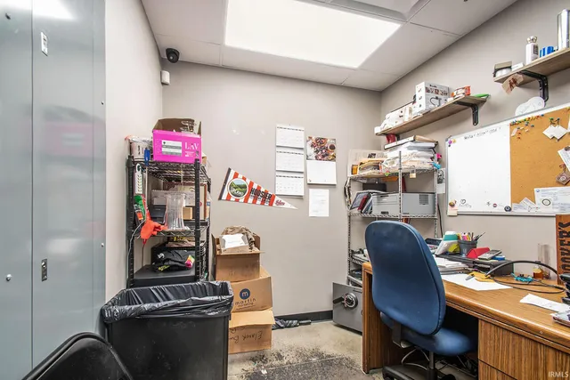 $800,000 | 702 West Lincoln Avenue, Goshen, IN 46526