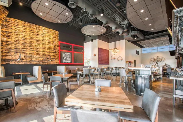 $800,000 | 702 West Lincoln Avenue, Goshen, IN 46526