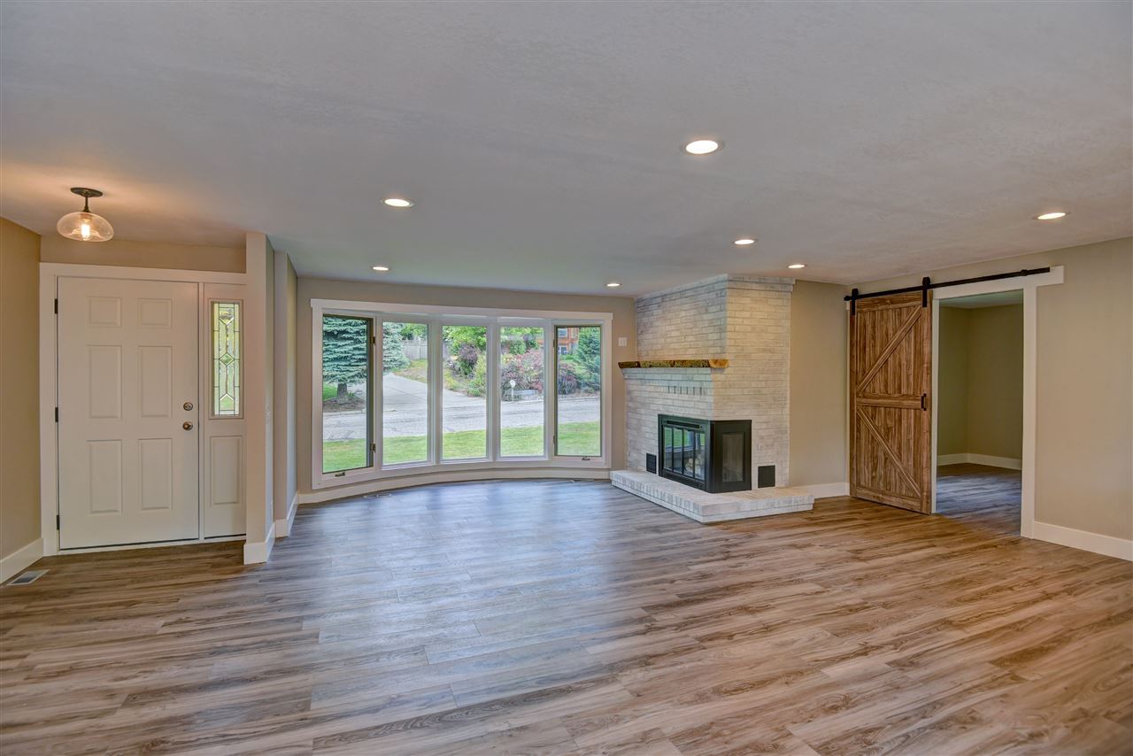 1906 South Conklin Road Spokane Valley, WA 99037 - Photo 2 of 19
