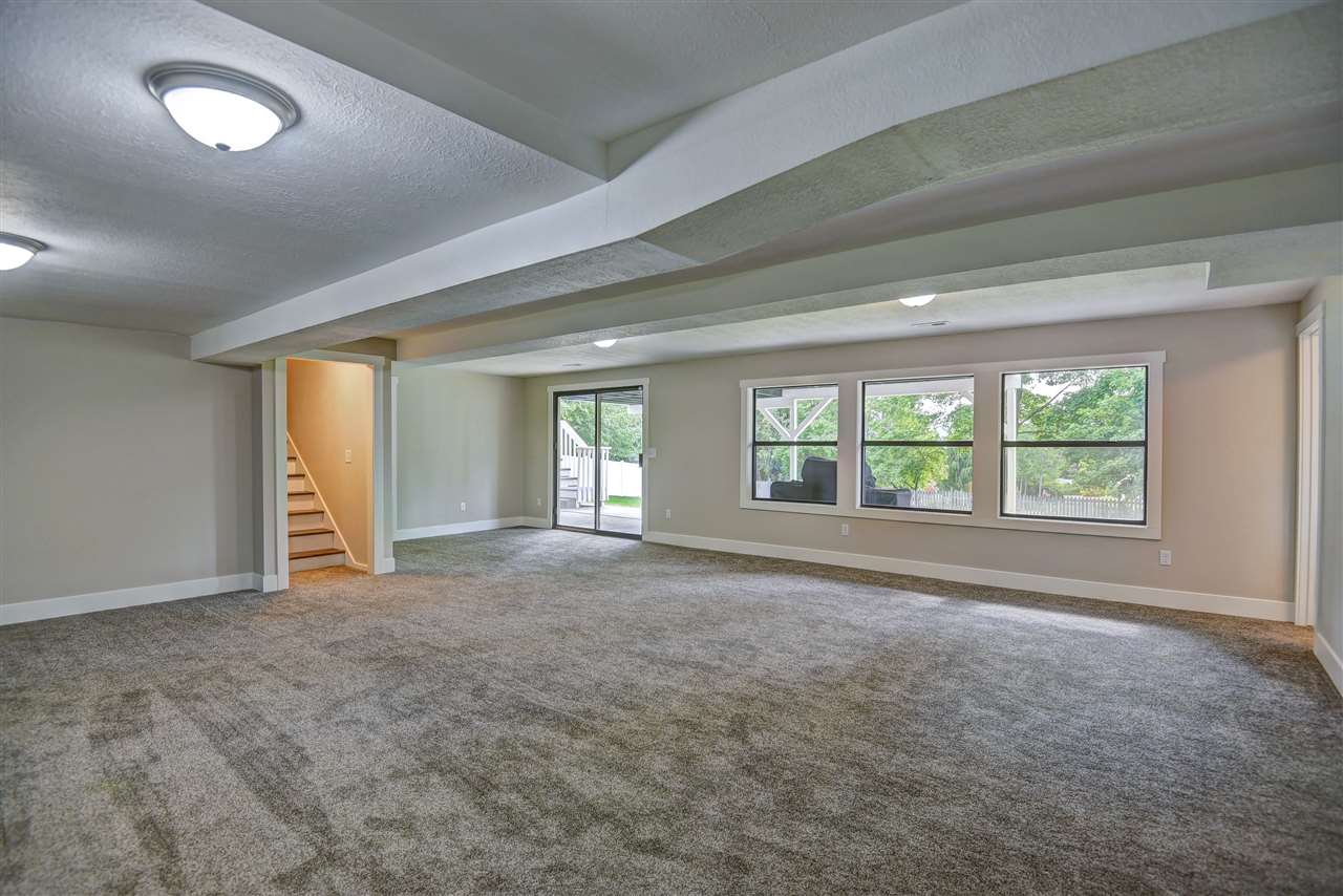 1906 South Conklin Road Spokane Valley, WA 99037 - Photo 11 of 19