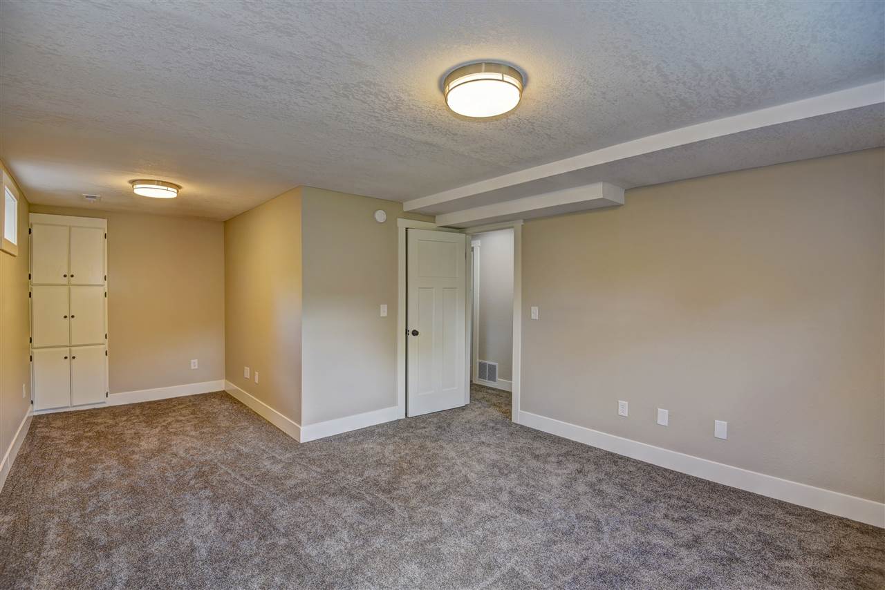 1906 South Conklin Road Spokane Valley, WA 99037 - Photo 16 of 19
