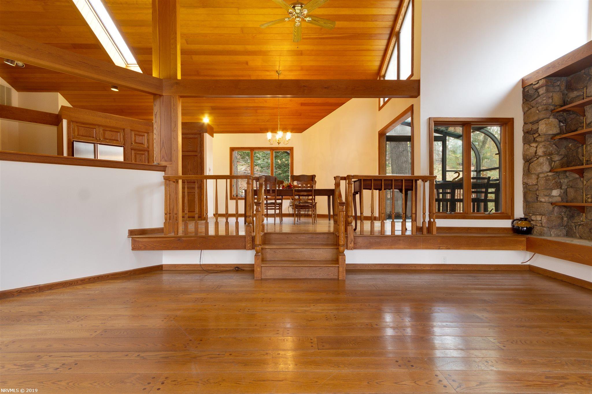 4649 Heavener Road Radford, VA 24141 - Photo 19 of 44 Gallery Image 19