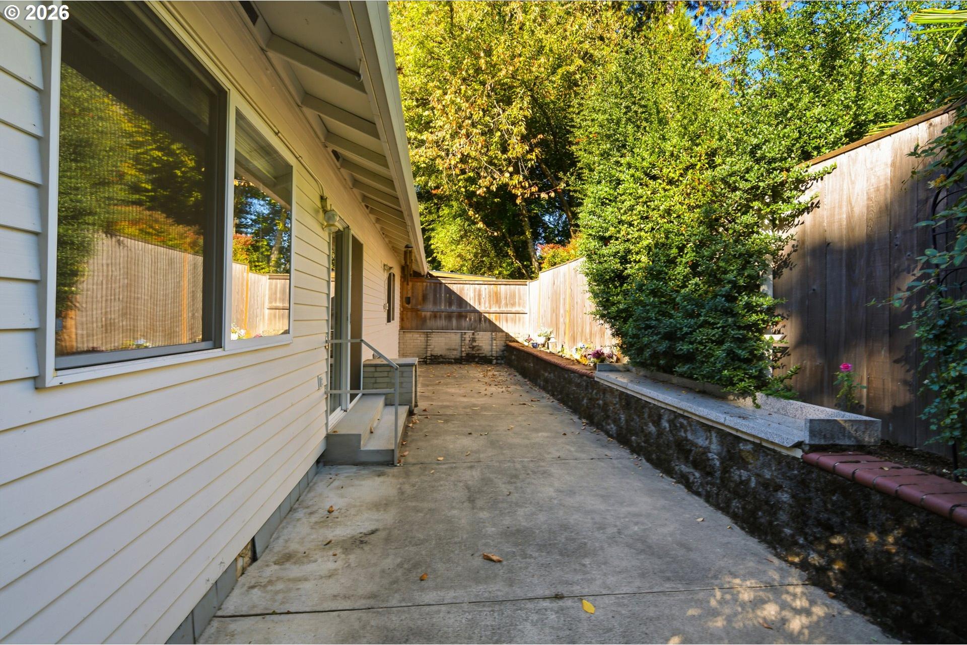 9721 Southwest Tualatin Road Tualatin, OR 97062 - Photo 31 of 33 Gallery Image 31