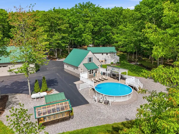 $1,799,000 | 2 Betty Lane, Waterboro, ME 04030