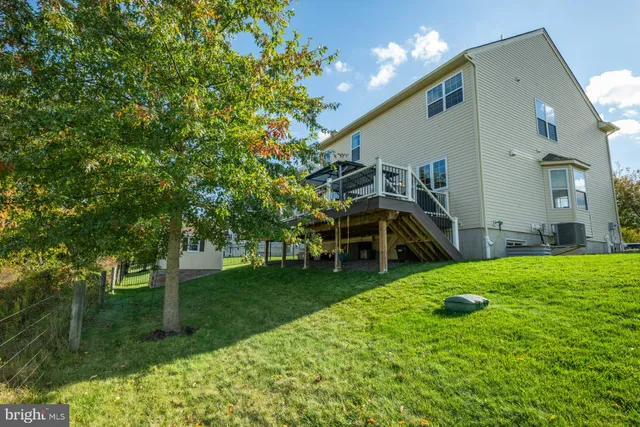 $750,000 | 1222 Hockley Drive, Perkasie, PA 18944