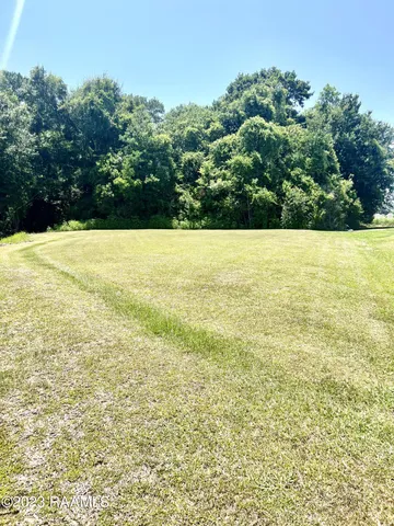 $36,000 | 909 Oakcrest Drive, New Iberia, LA 70563