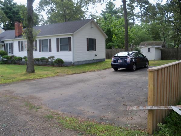 11 Pine Street Wareham, MA 02571 - Photo 3 of 15 Gallery Image 3