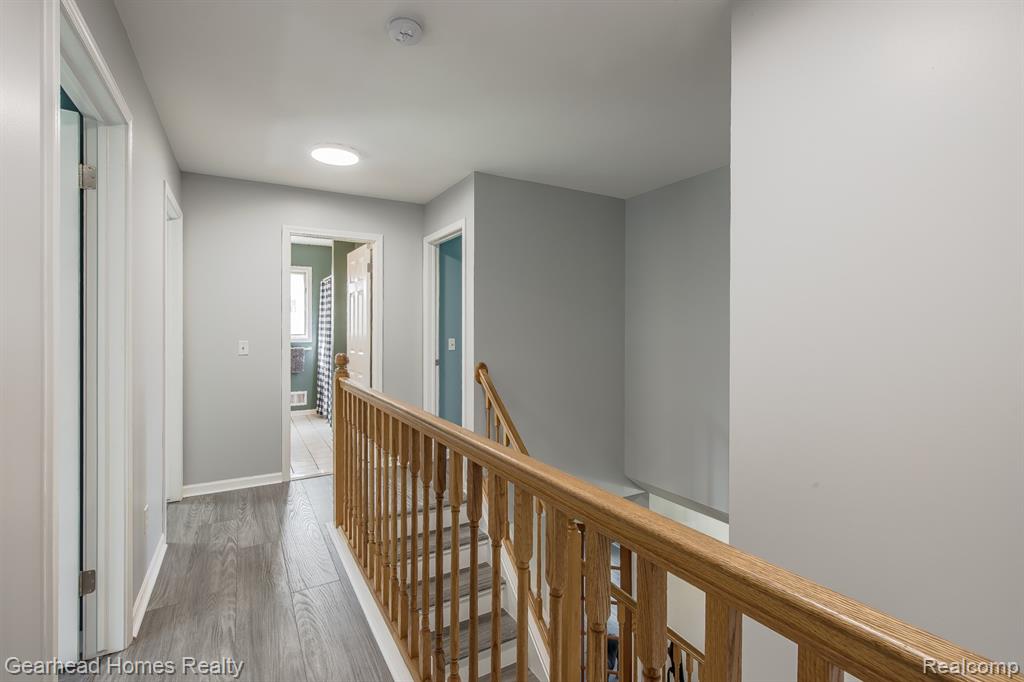 8088 Denton Hill Road Fenton, MI 48430 - Photo 18 of 56