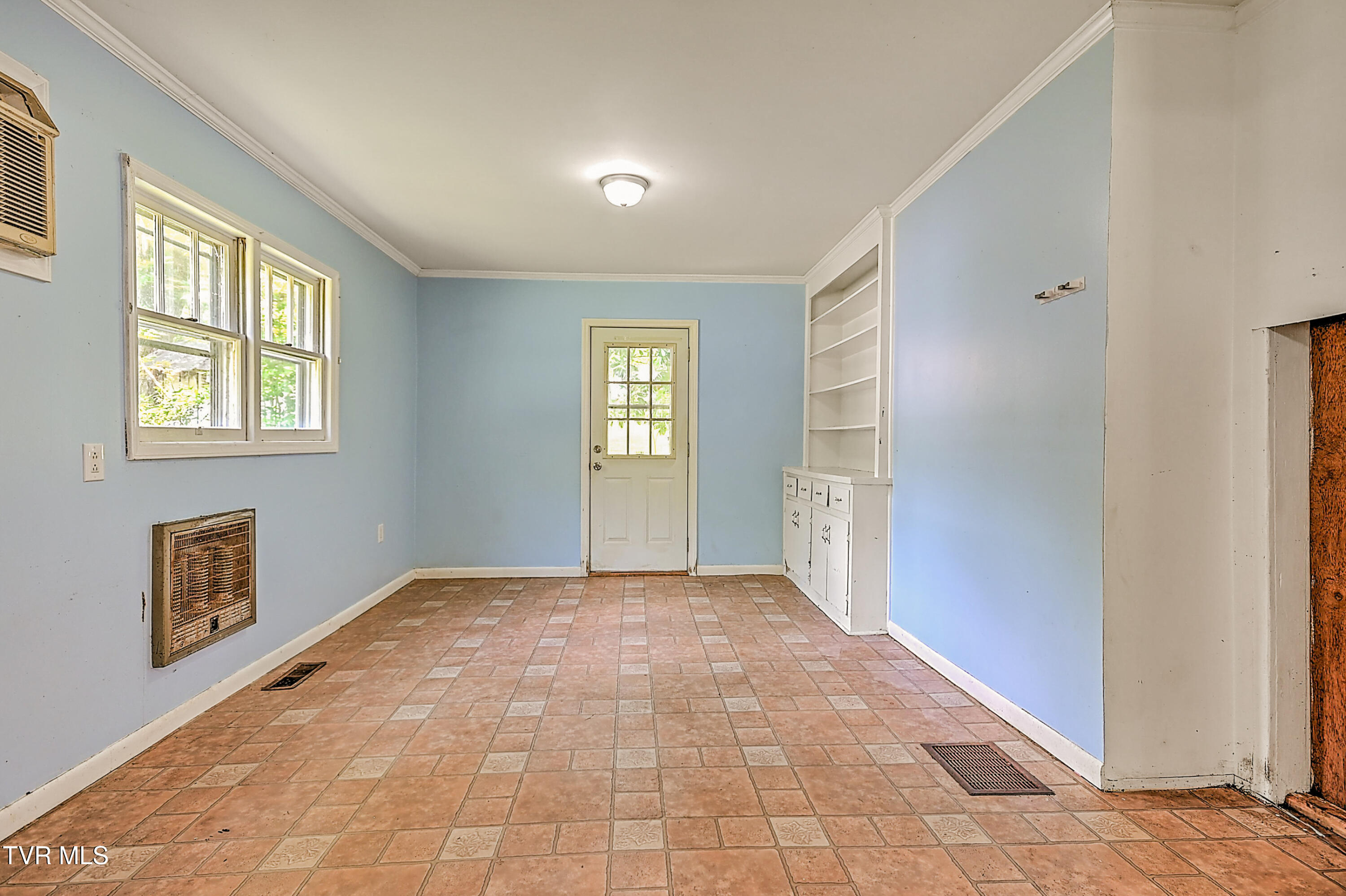 301 Keenburg Road Bluff City, TN 37618 - Photo 17 of 58 301 Keenburg TJ-30