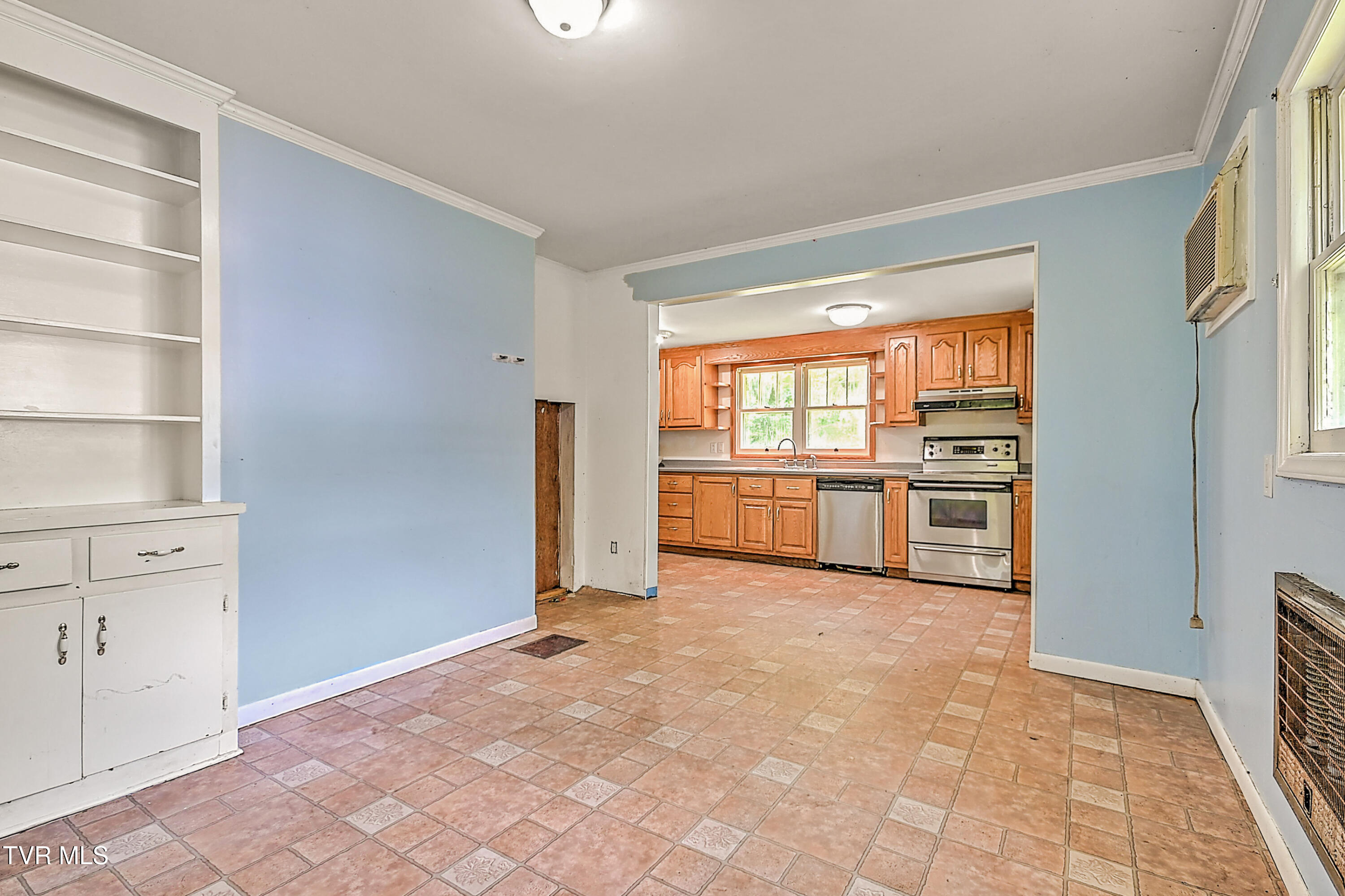 301 Keenburg Road Bluff City, TN 37618 - Photo 18 of 58 301 Keenburg TJ-31