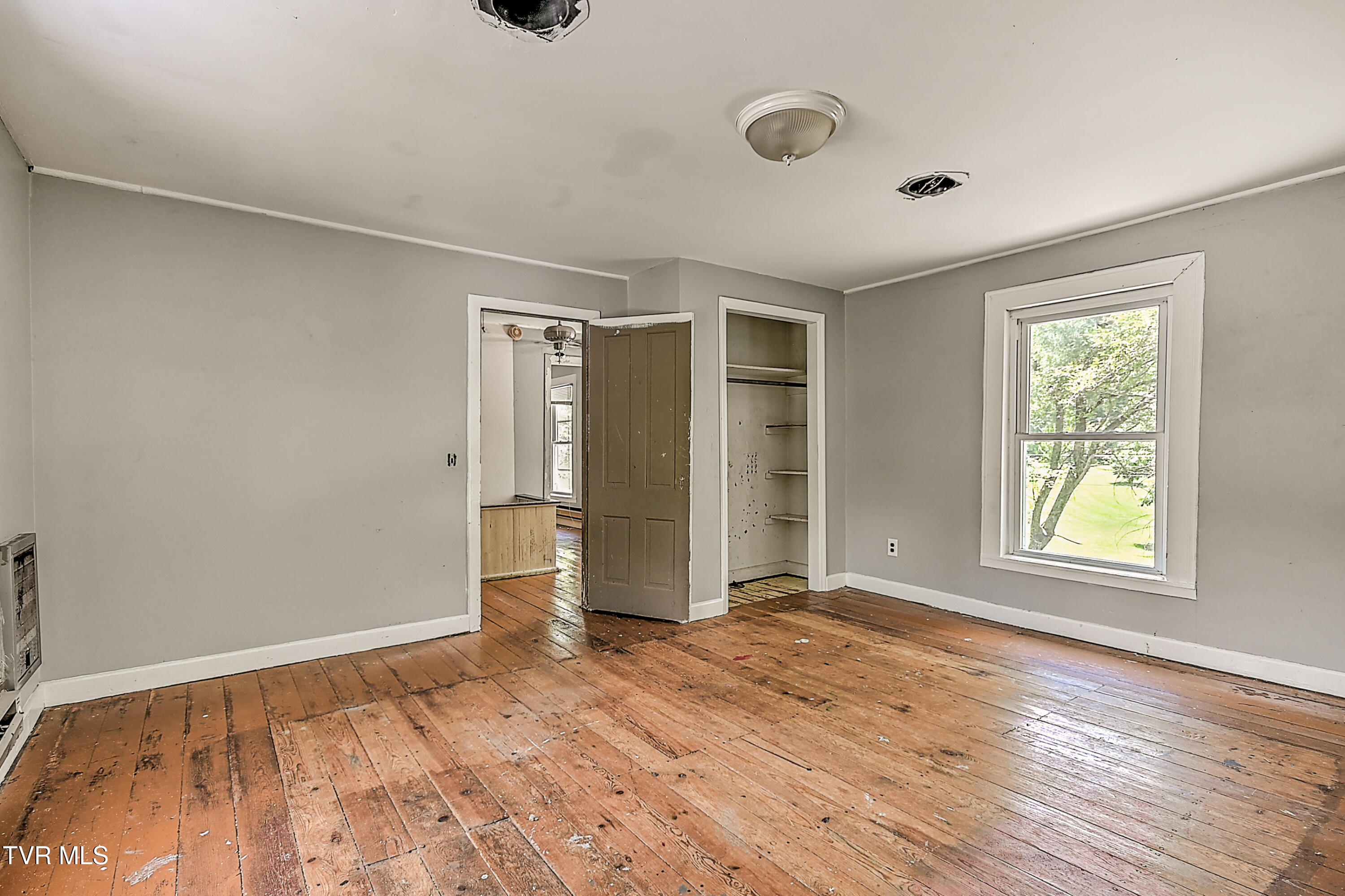 301 Keenburg Road Bluff City, TN 37618 - Photo 34 of 58 301 Keenburg TJ-36