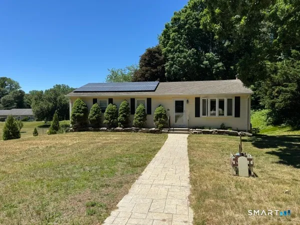 $299,900 | 15 James Jr Avenue, Killingly, CT 06239