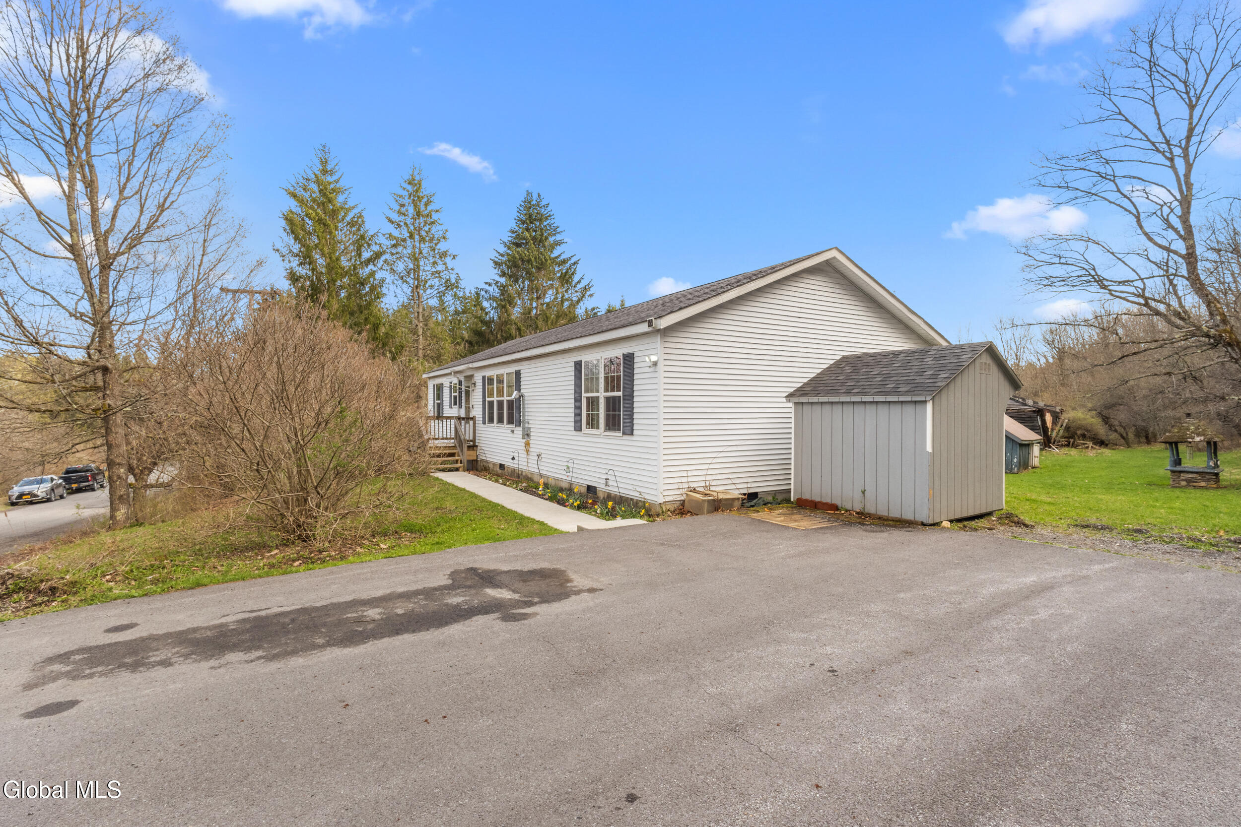 319 Tower Road Fulton, NY 12187 - Photo 4 of 36 3__7__8385