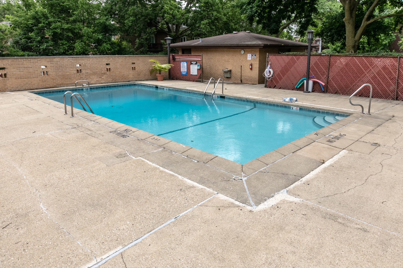 2420 West Talcott Road, Unit 111 Park Ridge, IL 60068 - Photo 23 of 27 Gallery Image 23