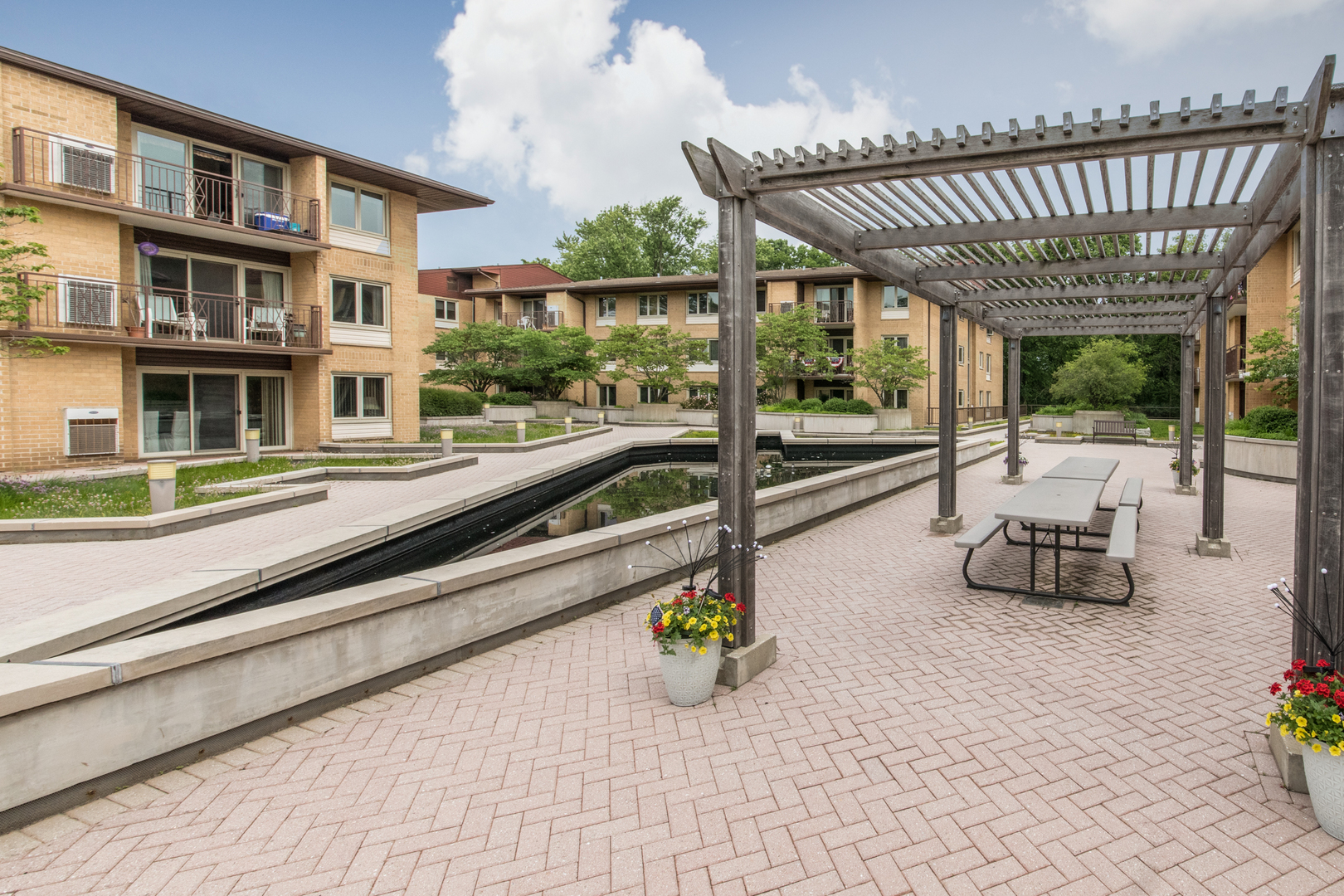 2420 West Talcott Road, Unit 111 Park Ridge, IL 60068 - Photo 24 of 27 Gallery Image 24