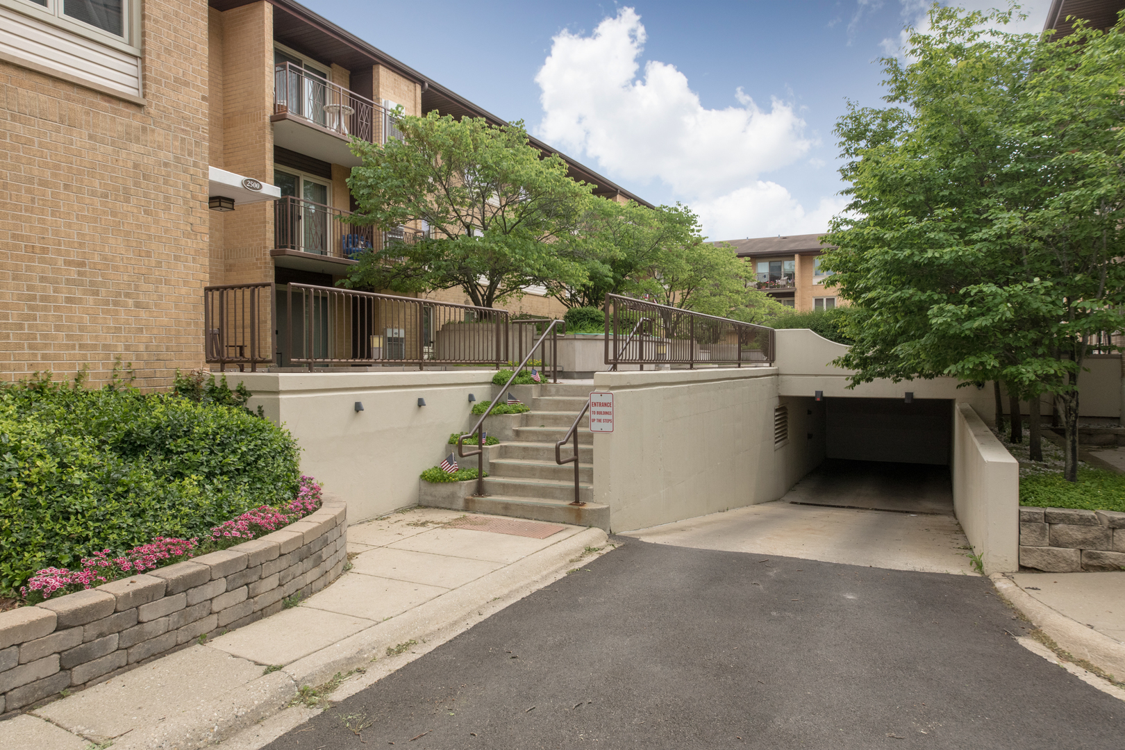 2420 West Talcott Road, Unit 111 Park Ridge, IL 60068 - Photo 25 of 27 Gallery Image 25