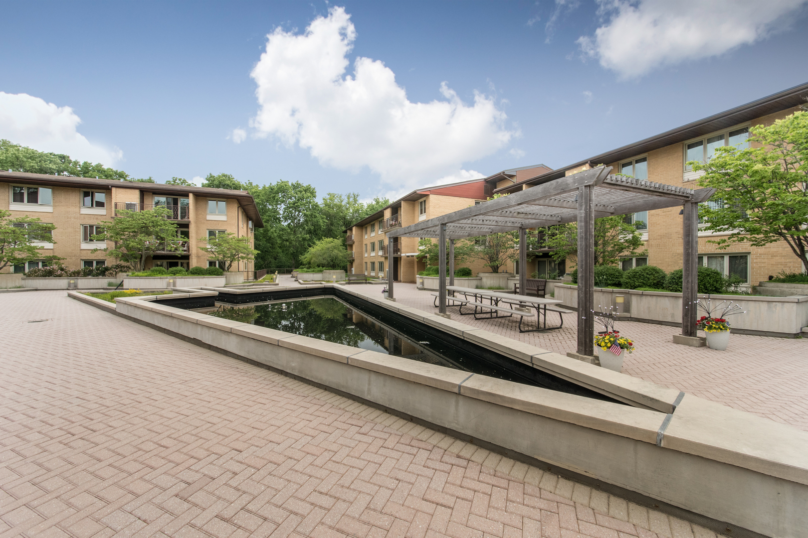 2420 West Talcott Road, Unit 111 Park Ridge, IL 60068 - Photo 26 of 27 Gallery Image 26