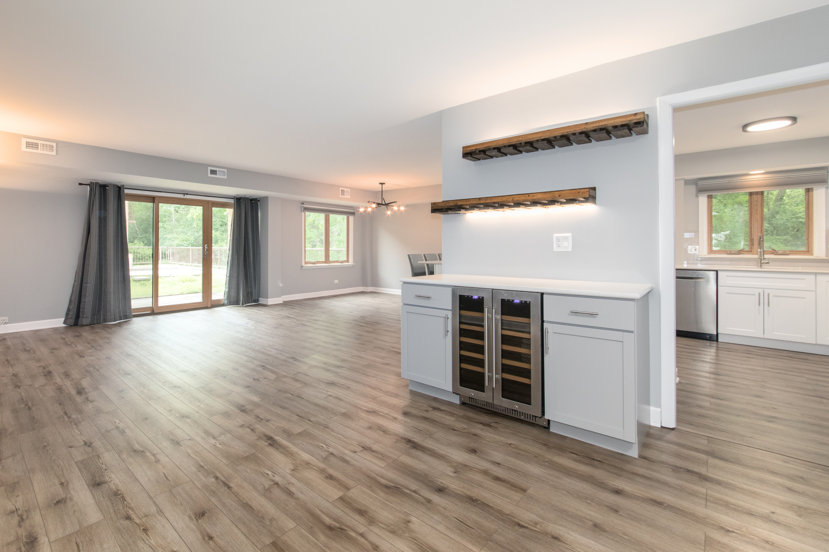 2420 West Talcott Road, Unit 111 Park Ridge, IL 60068 - Photo 4 of 27 Gallery Image 4