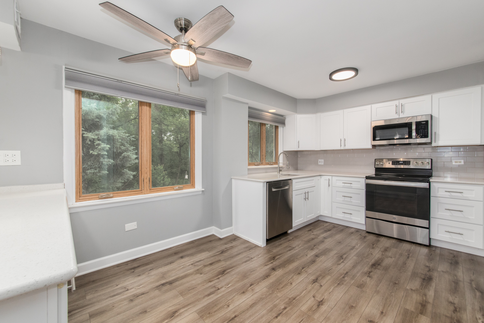 2420 West Talcott Road, Unit 111 Park Ridge, IL 60068 - Photo 5 of 27 Gallery Image 5