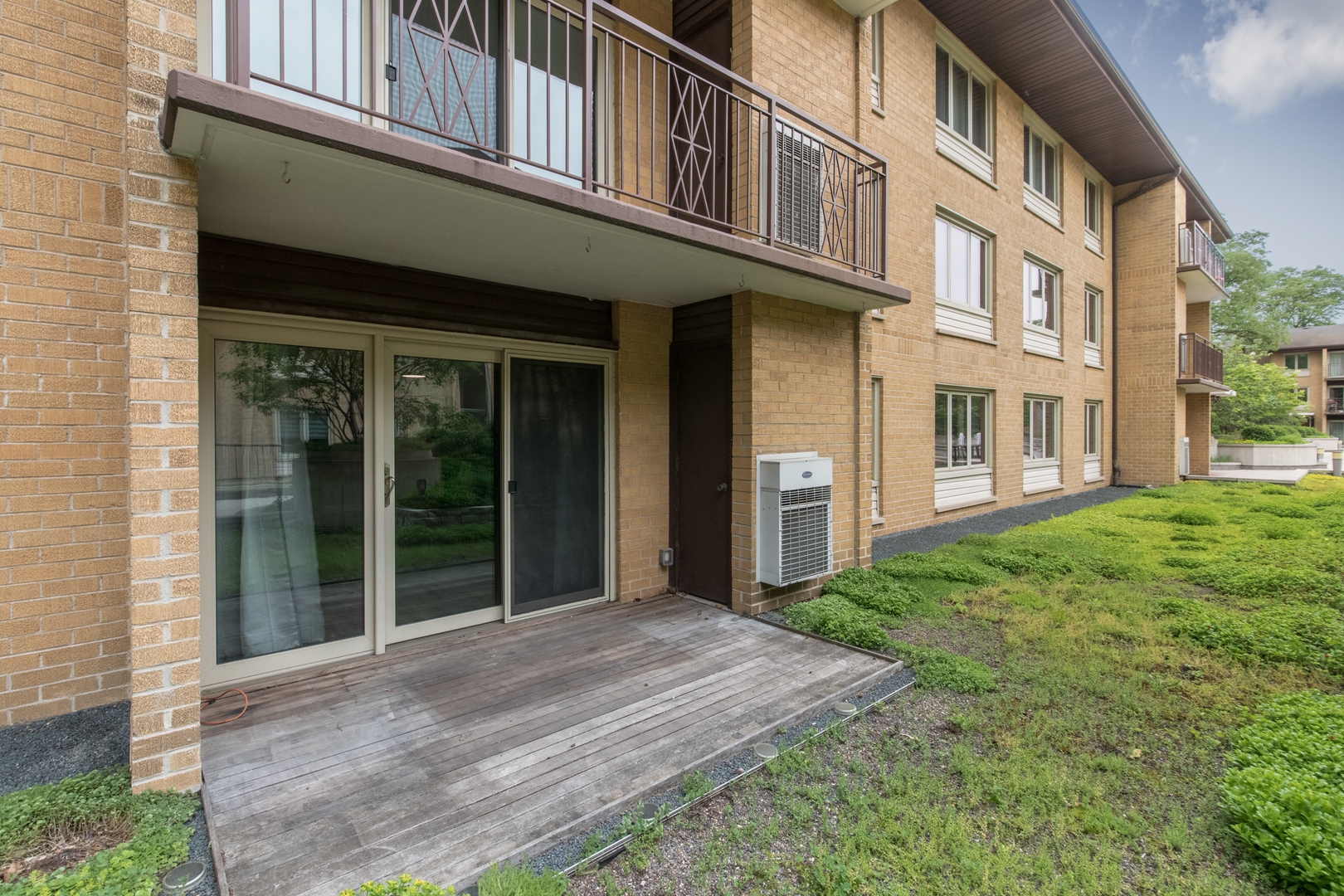 2420 West Talcott Road, Unit 111 Park Ridge, IL 60068 - Photo 9 of 27 Gallery Image 9