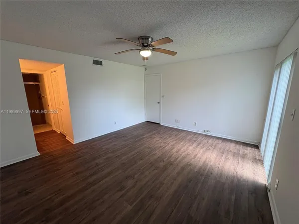 $2,400 | 8444 Shadow Court, Unit 43, Coral Springs, FL 33071