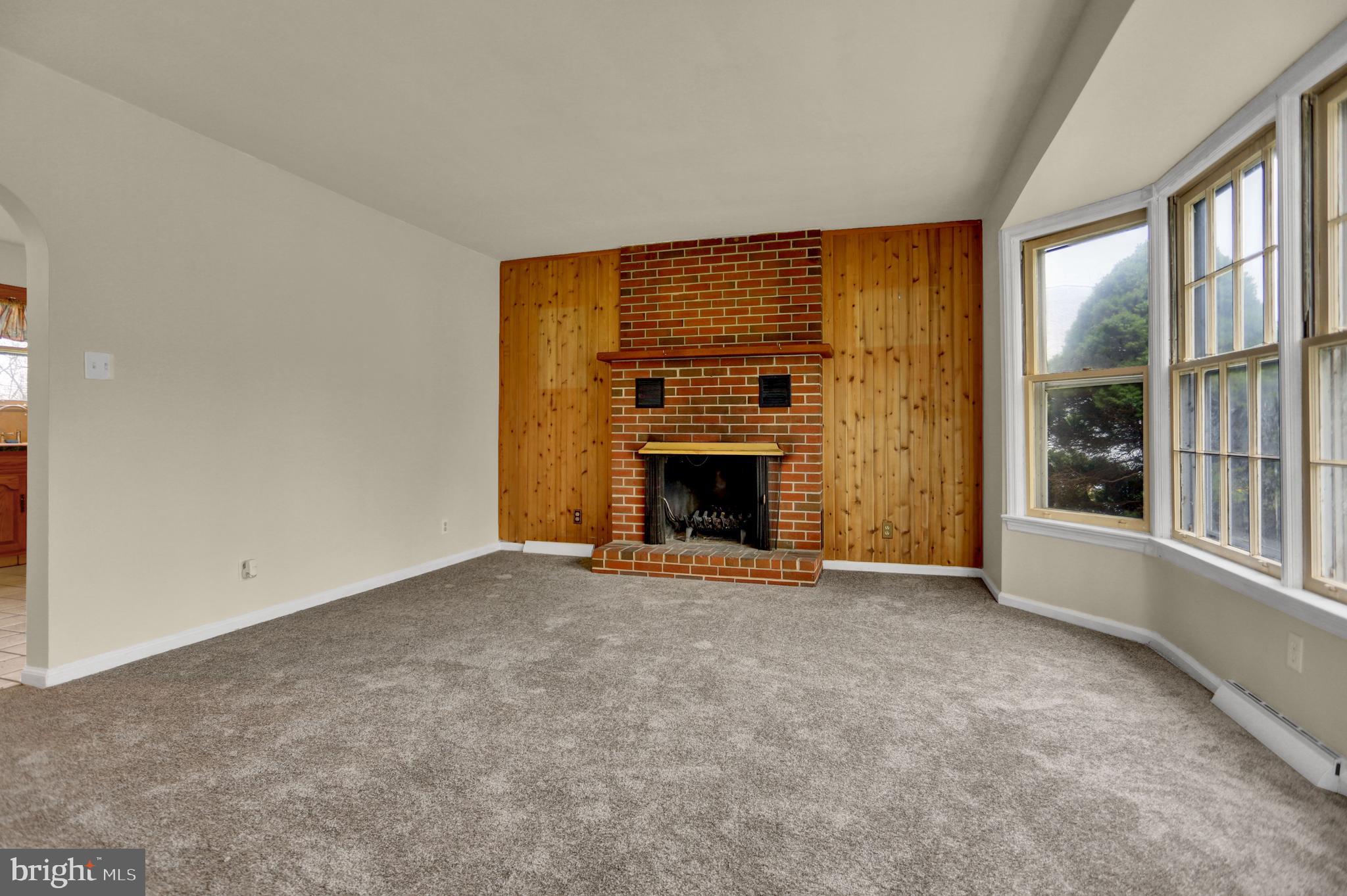 2610 Hill Road Reading, PA 19606 - Photo 6 of 33