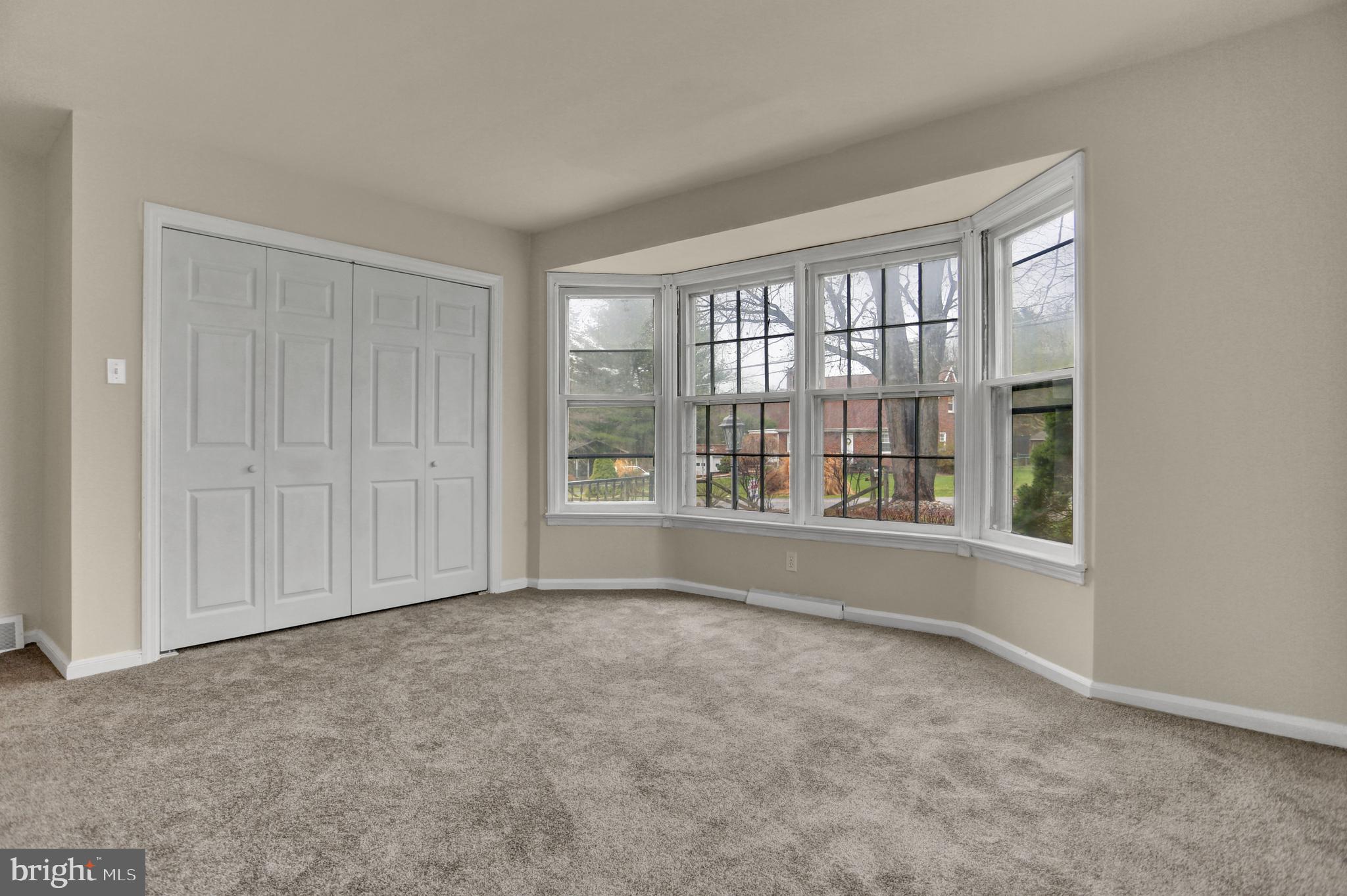 2610 Hill Road Reading, PA 19606 - Photo 7 of 33