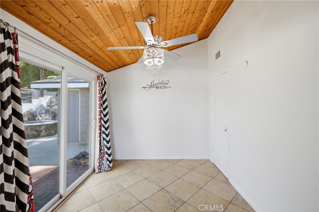 2906 Berkeley Road Riverside, CA 92506 - Photo 12 of 40