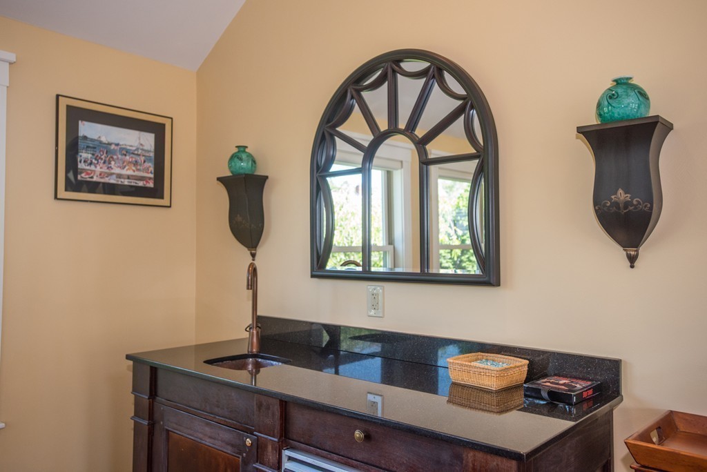 20 Emerson Road Watertown, MA 02472 - Photo 6 of 30