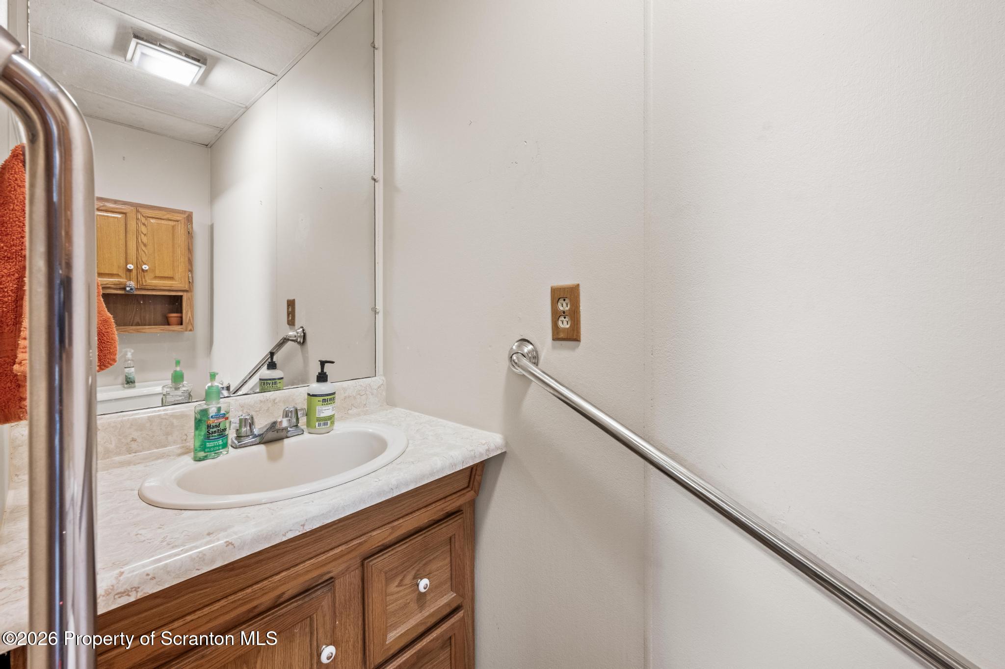 503 George Street Old Forge, PA 18518 - Photo 19 of 34 DSC_4146