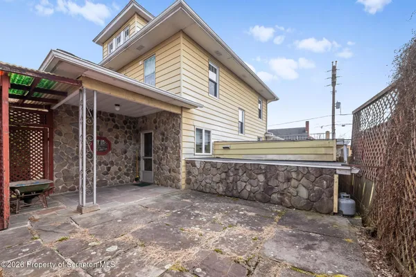 $275,000 | 503 George Street, Old Forge, PA 18518