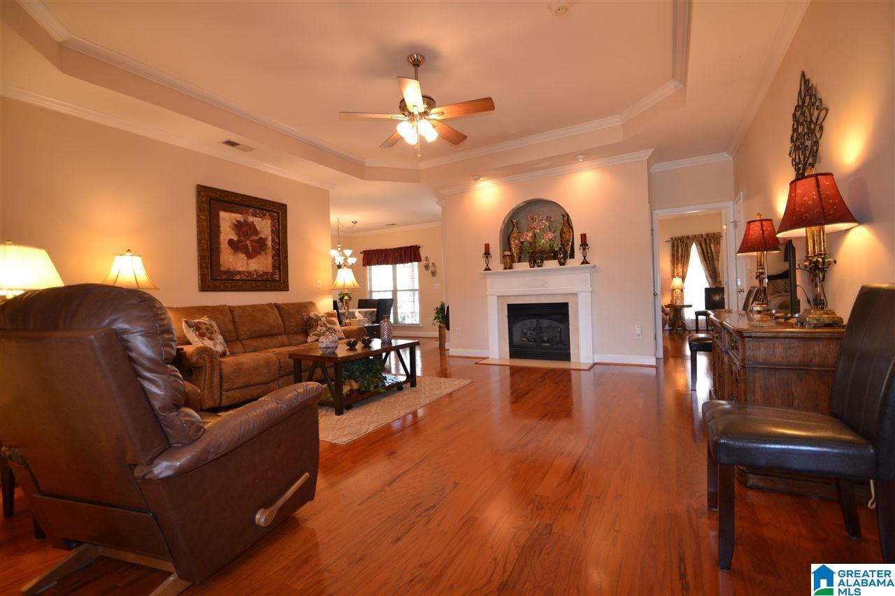 2073 Highview Way Calera, AL 35040 - Photo 2 of 37