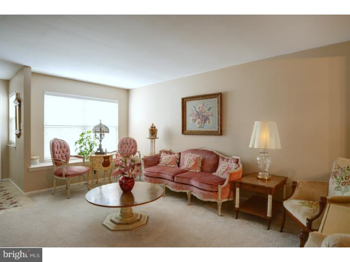 4 Stokes Road Mount Laurel, NJ 08054 - Photo 11 of 19 Living Room