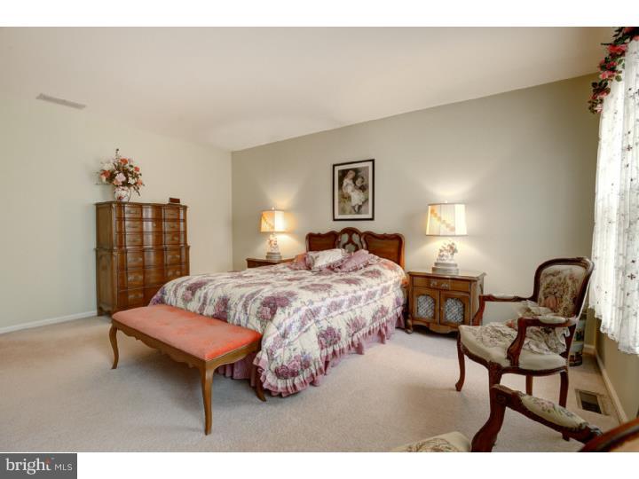 4 Stokes Road Mount Laurel, NJ 08054 - Photo 13 of 19 Bedroom - Main