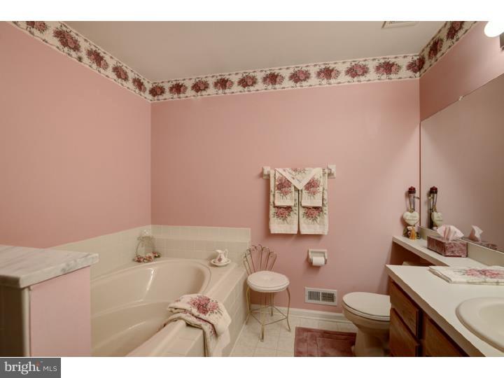 4 Stokes Road Mount Laurel, NJ 08054 - Photo 15 of 19 Gallery Image 15