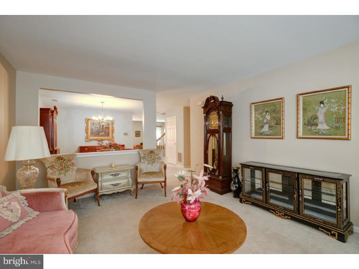 4 Stokes Road Mount Laurel, NJ 08054 - Photo 10 of 19 Living Room