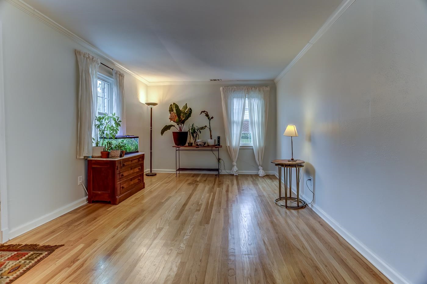 767 Berry Road Memphis, TN 38117 - Photo 4 of 16 a view of a living room and hardwood floor