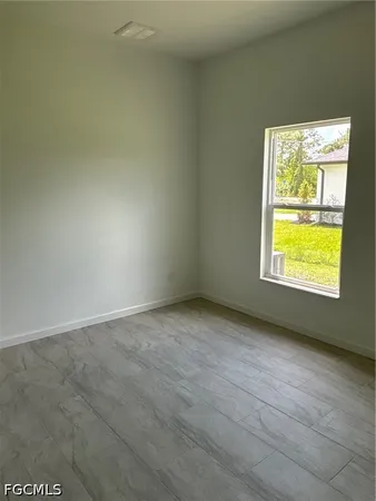$2,000 | 1139 Rahway Street, Lehigh Acres, FL 33974