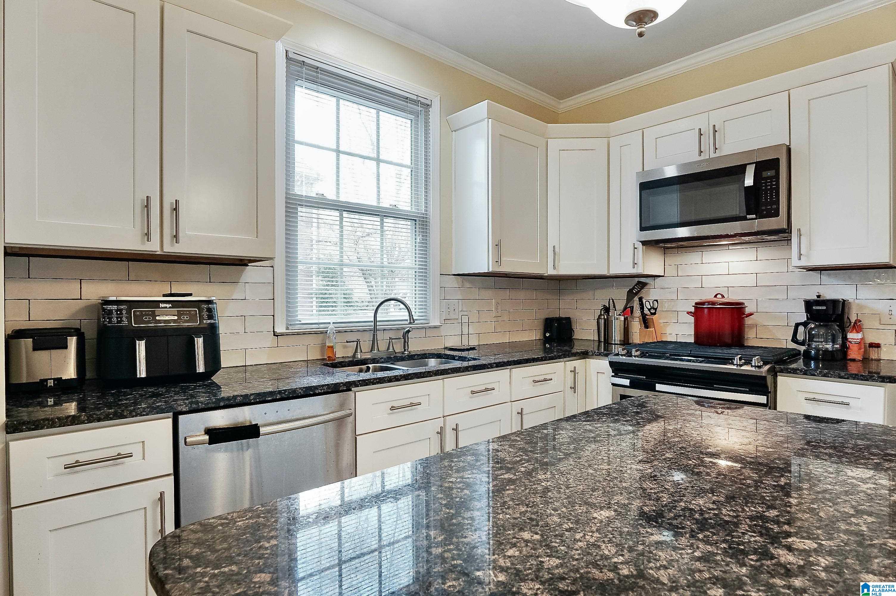 116 Waltham Abbey Alabaster, AL 35007 - Photo 10 of 31