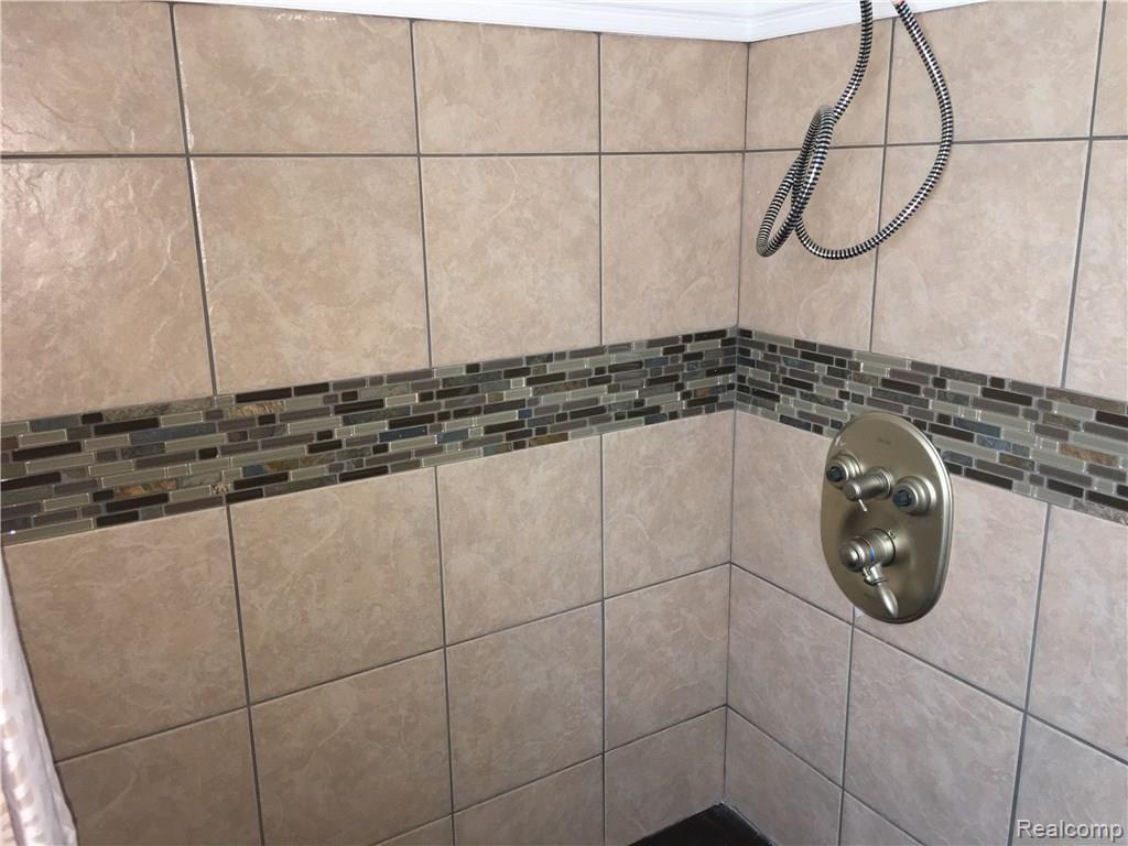 29481 Steinhauer Avenue Inkster, MI 48141 - Photo 14 of 22 image.jpg