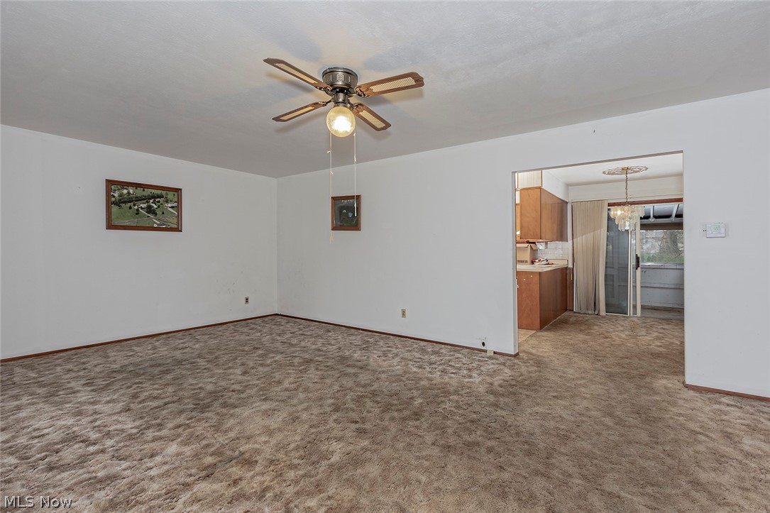 10938 Diagonal Road Mantua, OH 44255 - Photo 5 of 23 Gallery Image 5