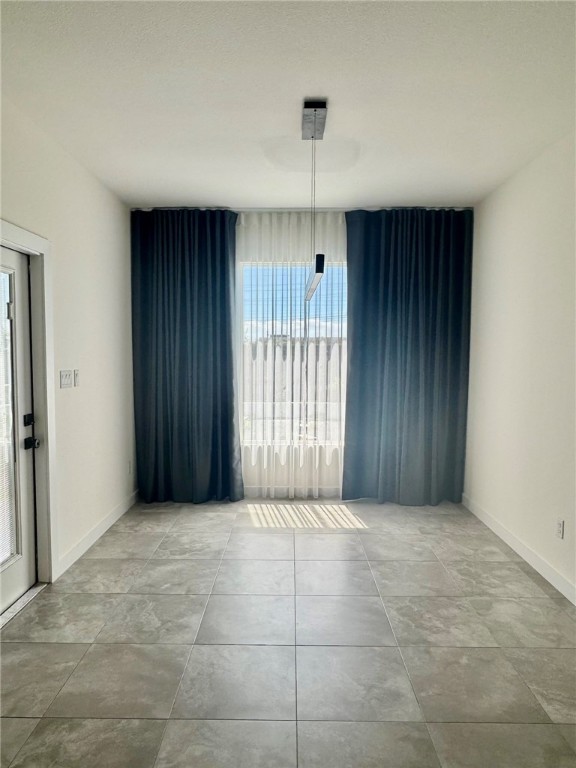 4113 Midlands Street Corpus Christi, TX 78414 - Photo 13 of 35 a view of an empty room with a window